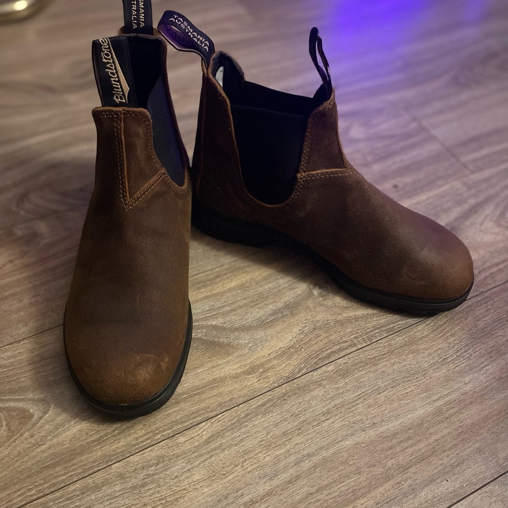 Brand new blundstone boots waxed suede rich tobacco. Women’s size 8 - Picture 12 of 12
